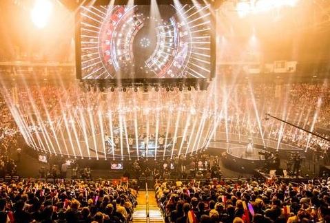 卫冕冠军的 卫冕冠军的