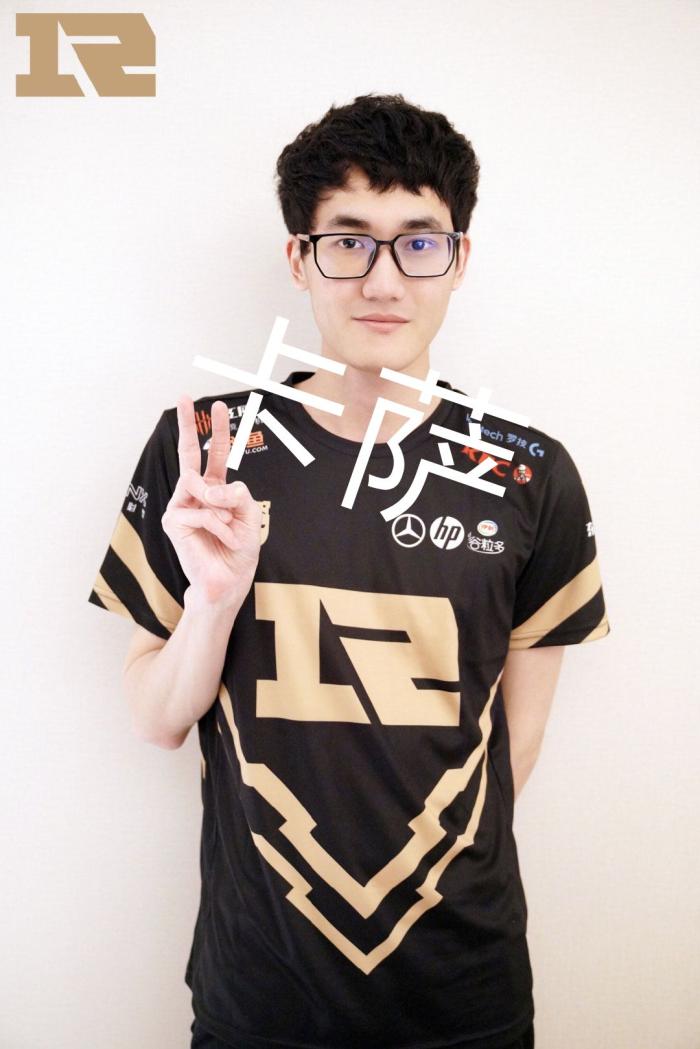 价格高昂且 价格高昂且