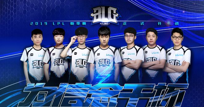 以及对巴黎 以及对巴黎